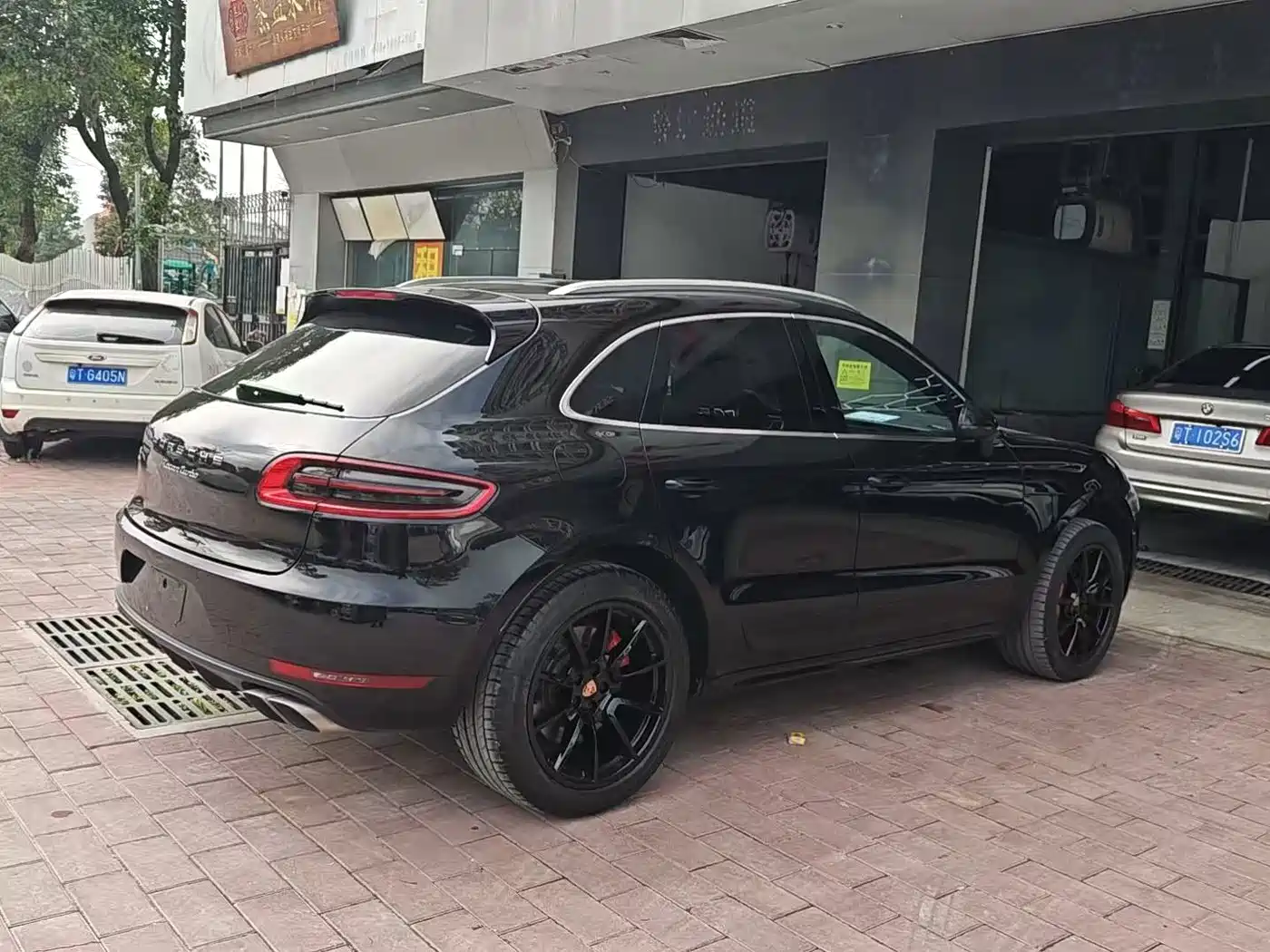 Porsche Macan 2015 2014 Macan Turbo 3.6T
