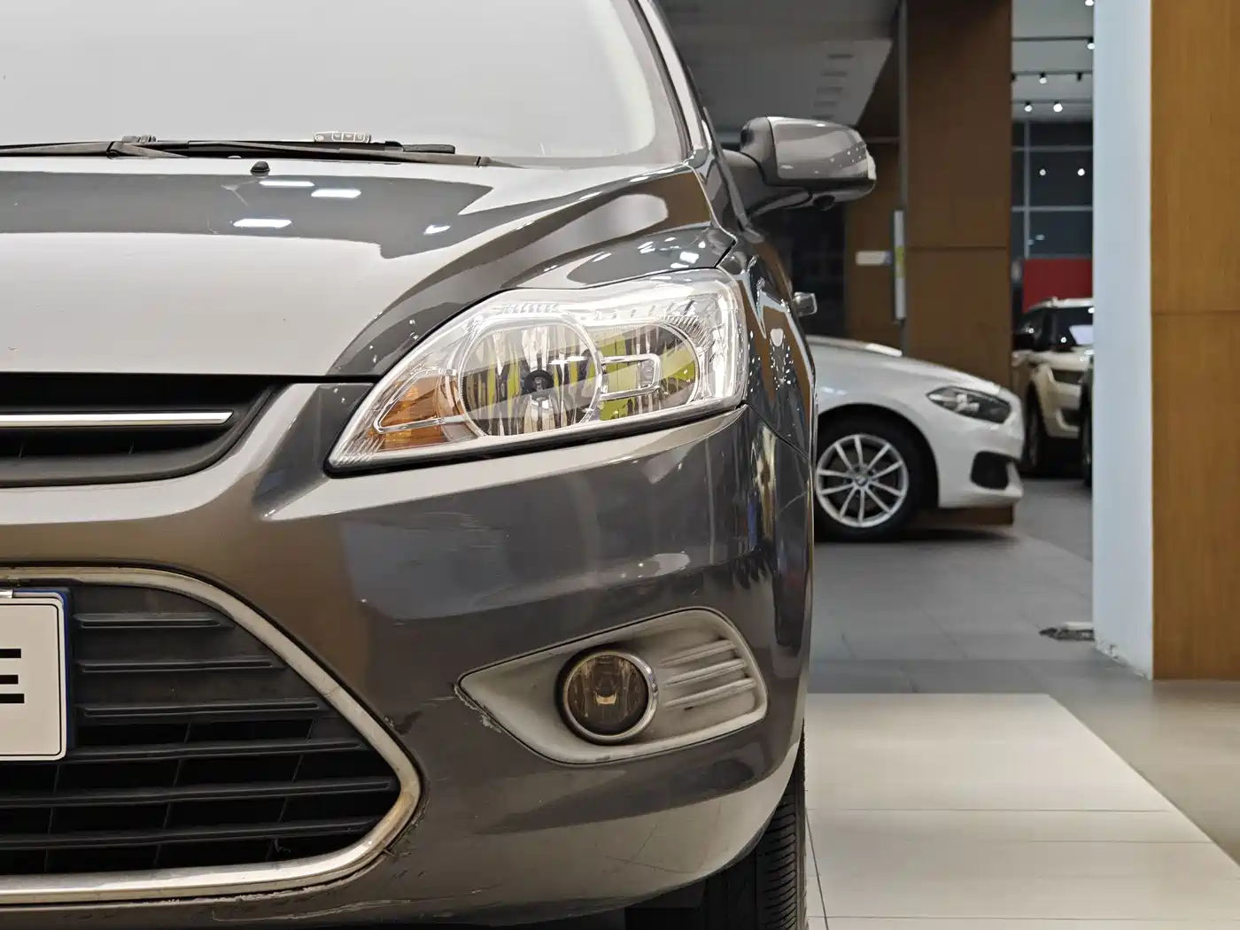 Фото 2 - Ford Focus