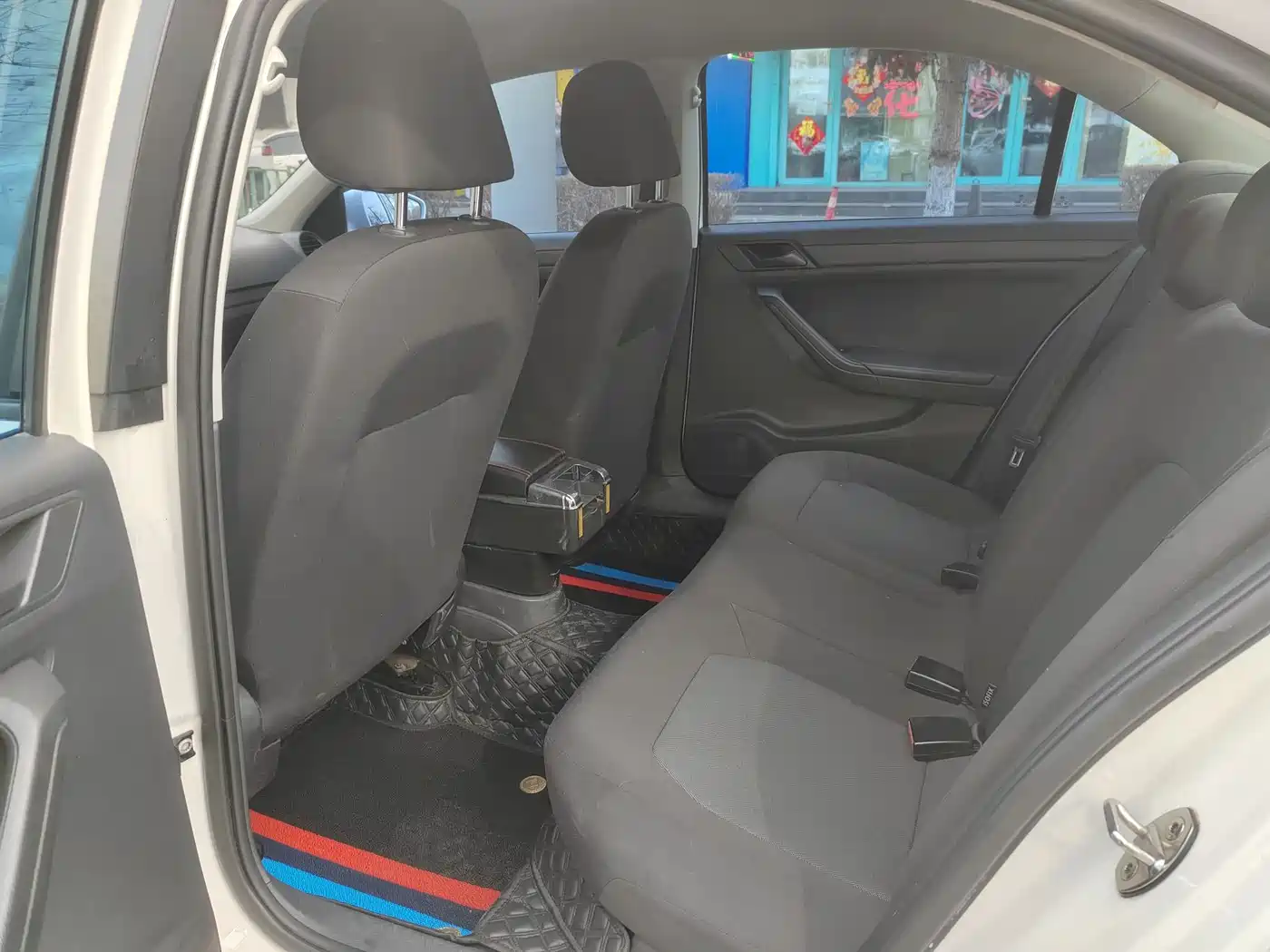 Volkswagen Jetta 2015 1.6L Manual Comfort фото 9