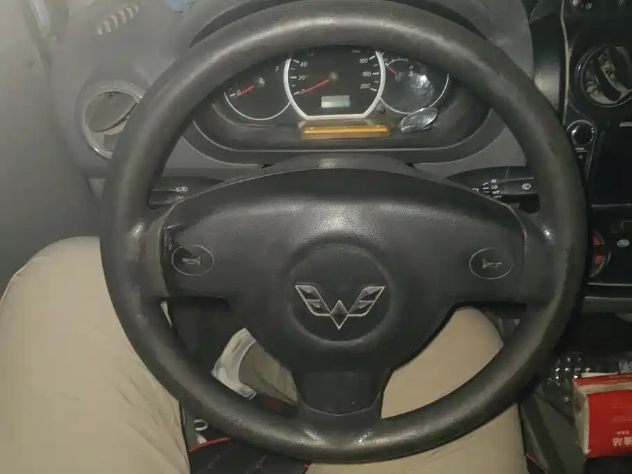 Wuling Motors Wuling Hongguang 2014 2014 Model 1.2L Base Version China IV