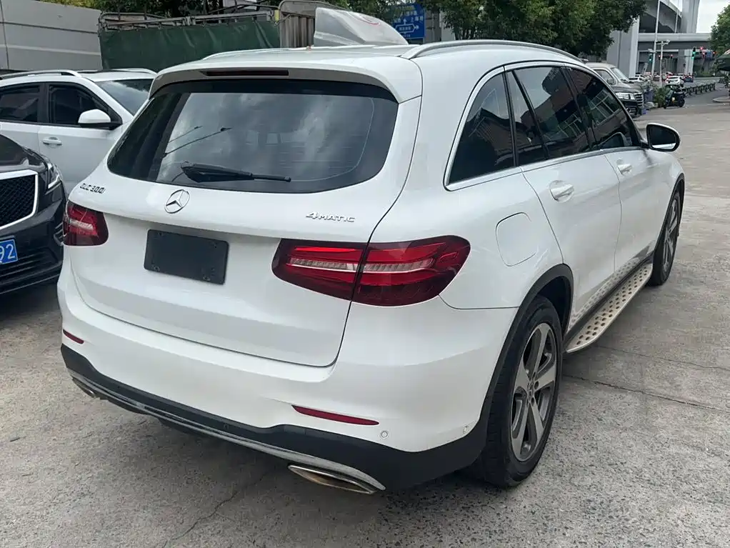 Фото 6 - Mercedes-Benz GLC