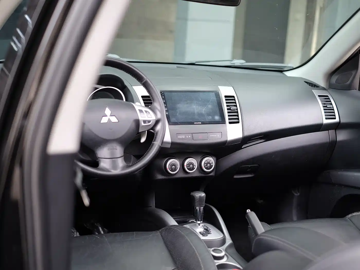 Mitsubishi Outlander (Import) 2009 2.4 Fashion фото 55