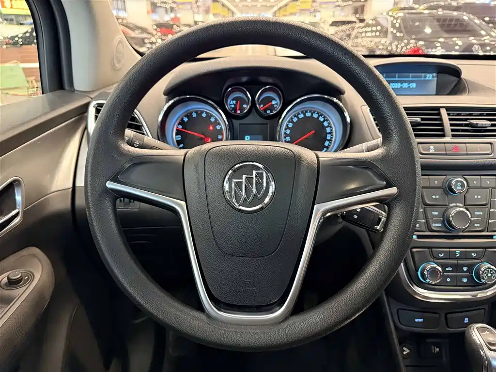 Buick Encore 2015 1.4T Automatic 2WD Urban Elite фото 23
