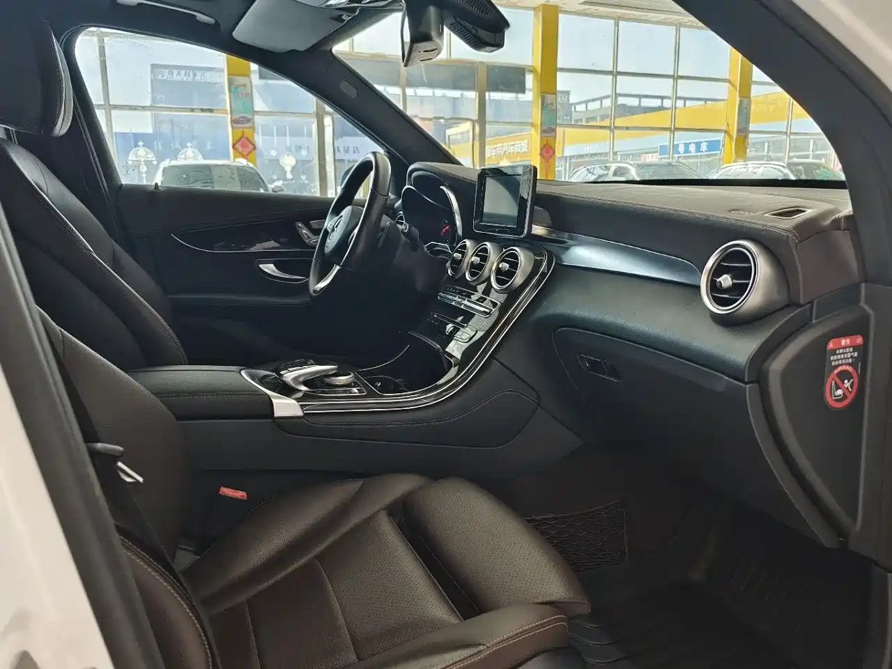 Mercedes-Benz GLC 2017 GLC 260 4MATIC Dynamic фото 13