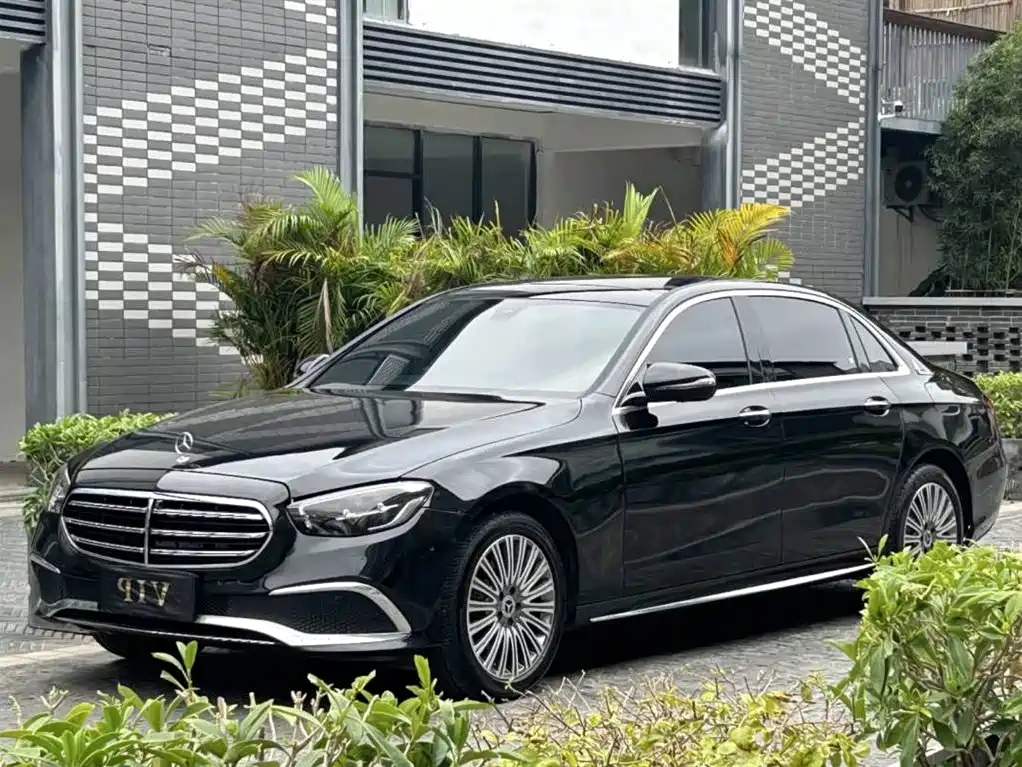  E CLASS