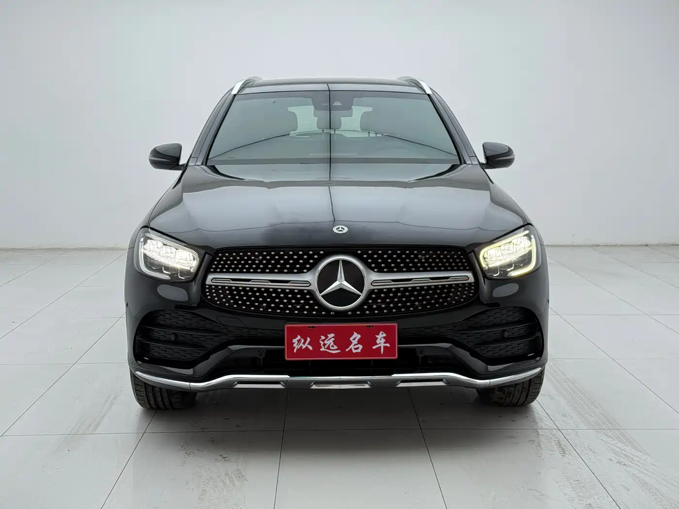 MERCEDES-BENZ GLC