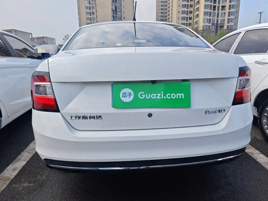 Škoda Rapid 2019 1.5L Manual Comfort Version China VI фото 6