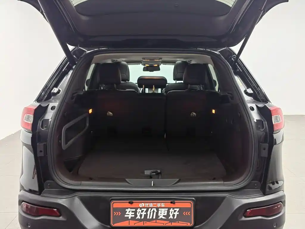 Jeep Cherokee (Import) 2014 2014 2.4L Luxury