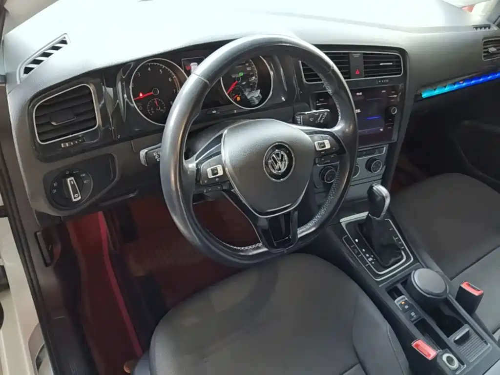 Volkswagen Golf (Import) 2020 2019 1.8TSI Wagon