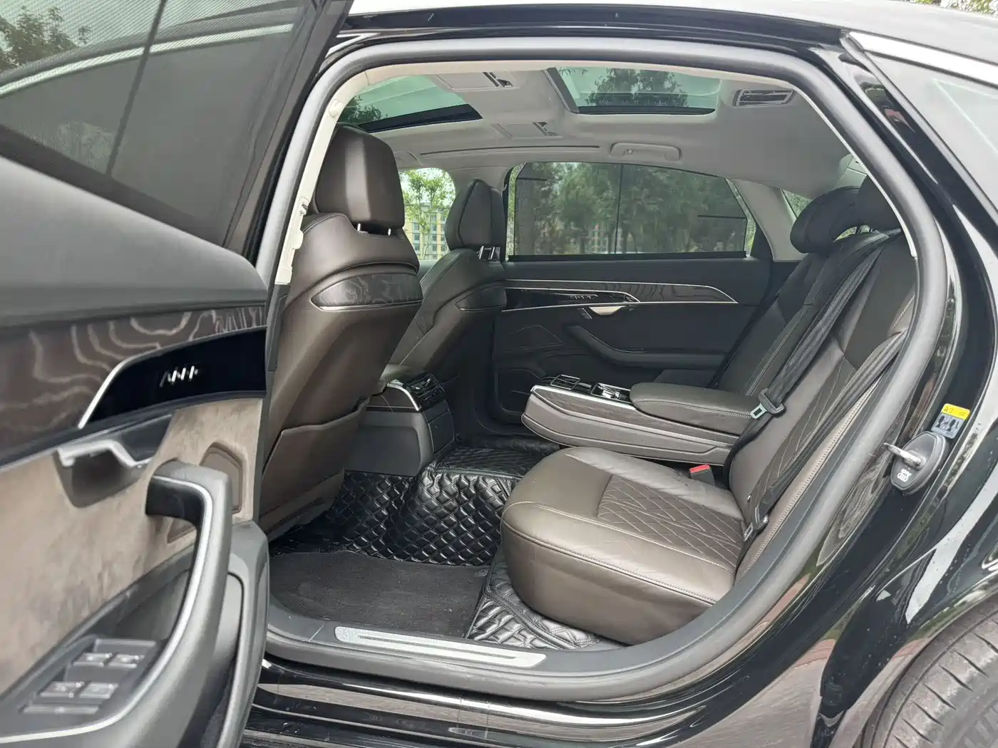 Audi A8 2021 A8L 50 TFSI quattro Comfort фото 9