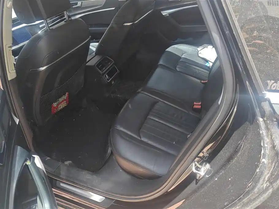 Audi A6L 2019 45 TFSI Premium Elegance фото 11