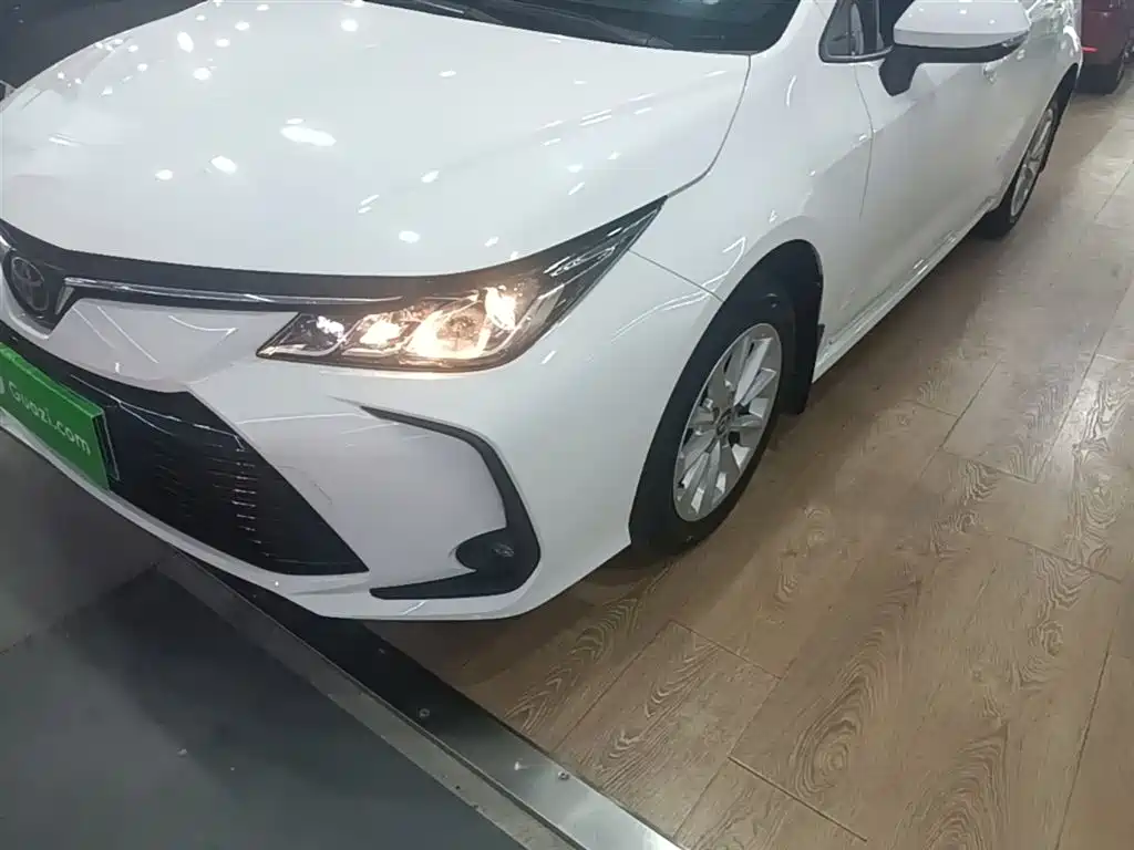 Toyota Corolla 2021 1.2T S-CVT Elite PLUS Edition фото 24