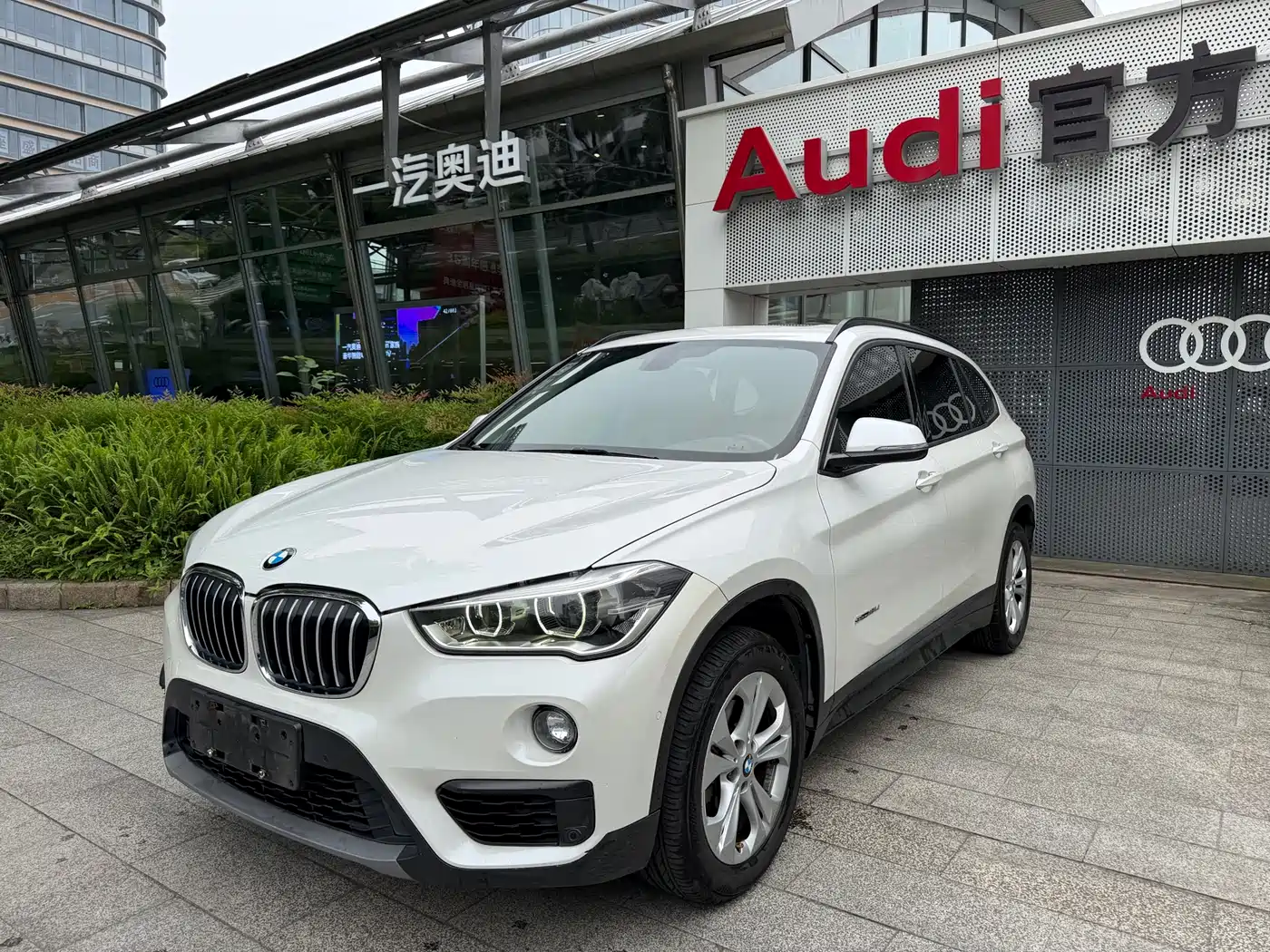 BMW X1 2016 sDrive18Li Premium Model