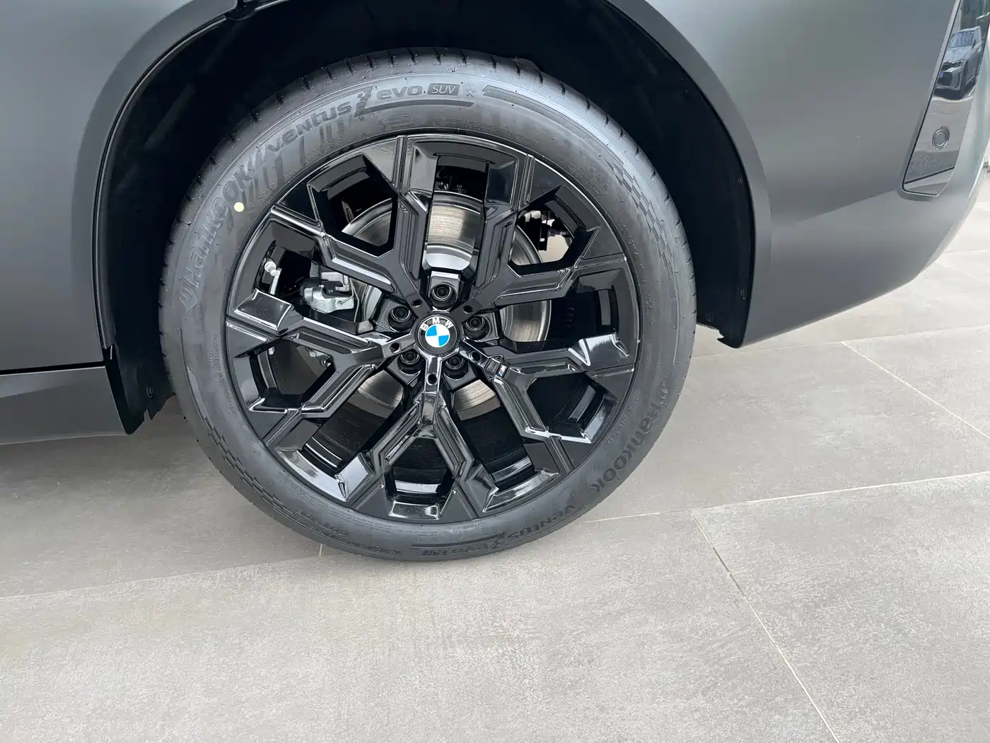 BMW X3 2026 BMW xDrive30L Year of the Horse Edition фото 3