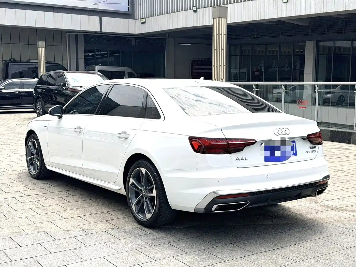 Audi A4L 2020 40 TFSI Fashion Dynamic Edition фото 15