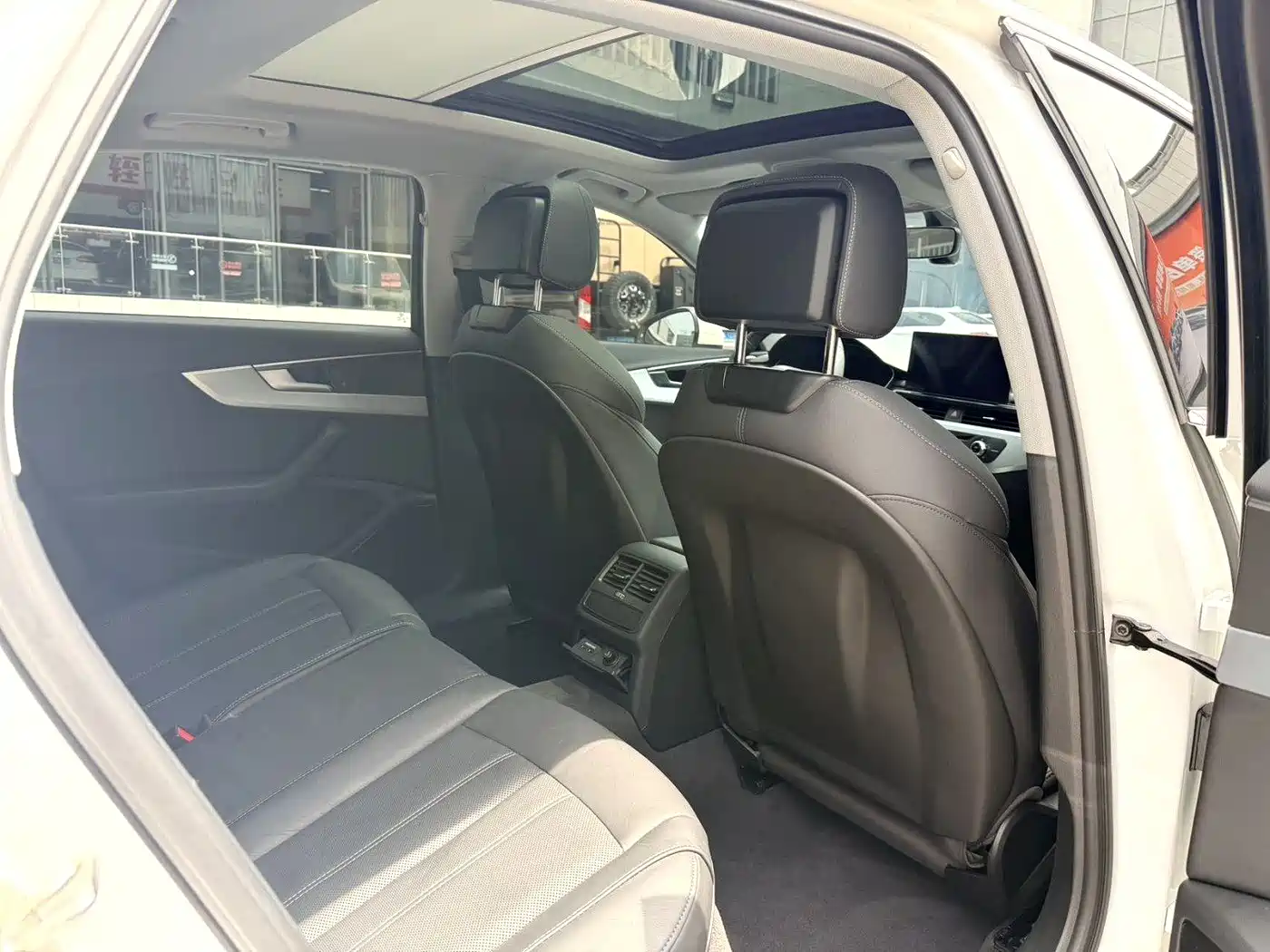 Audi A4L 2020 40 TFSI Fashion Dynamic Edition фото 10