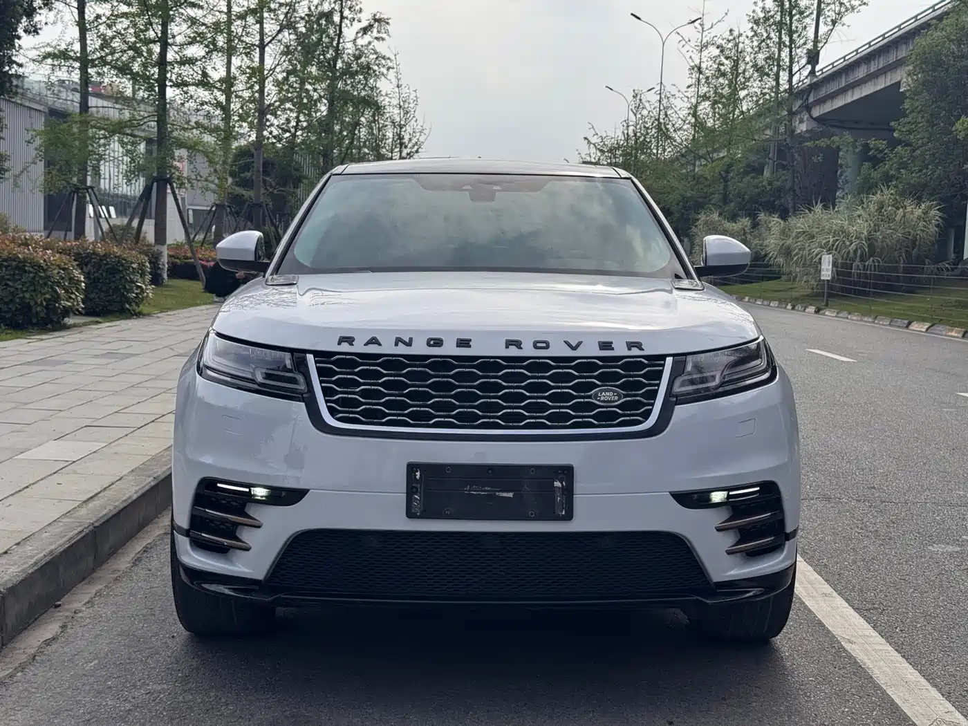Land Rover Range Rover Velar 2017 P380 R-DYNAMIC S фото 2