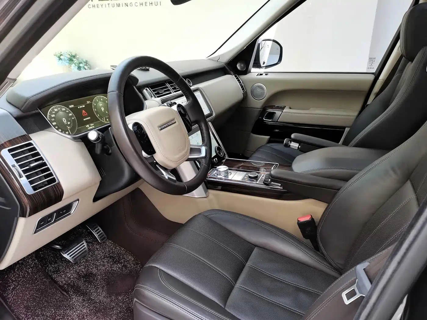 Land Rover Range Rover 2017 3.0 SC V6 Vogue LWB (Long Wheelbase) фото 7