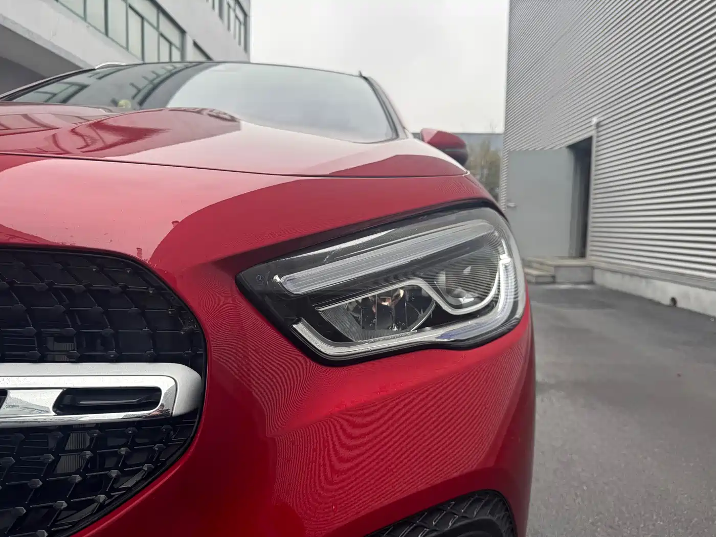 MERCEDES-BENZ GLA
