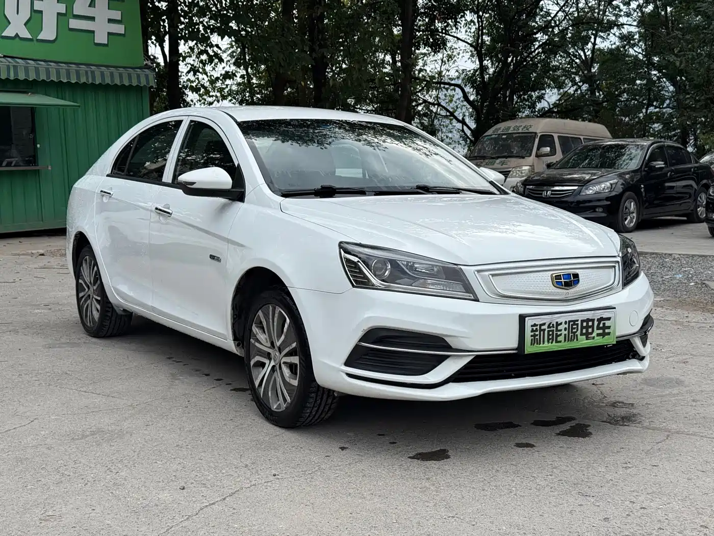 Geely Emgrand New Energy 2019 2018 EV450 Progressive