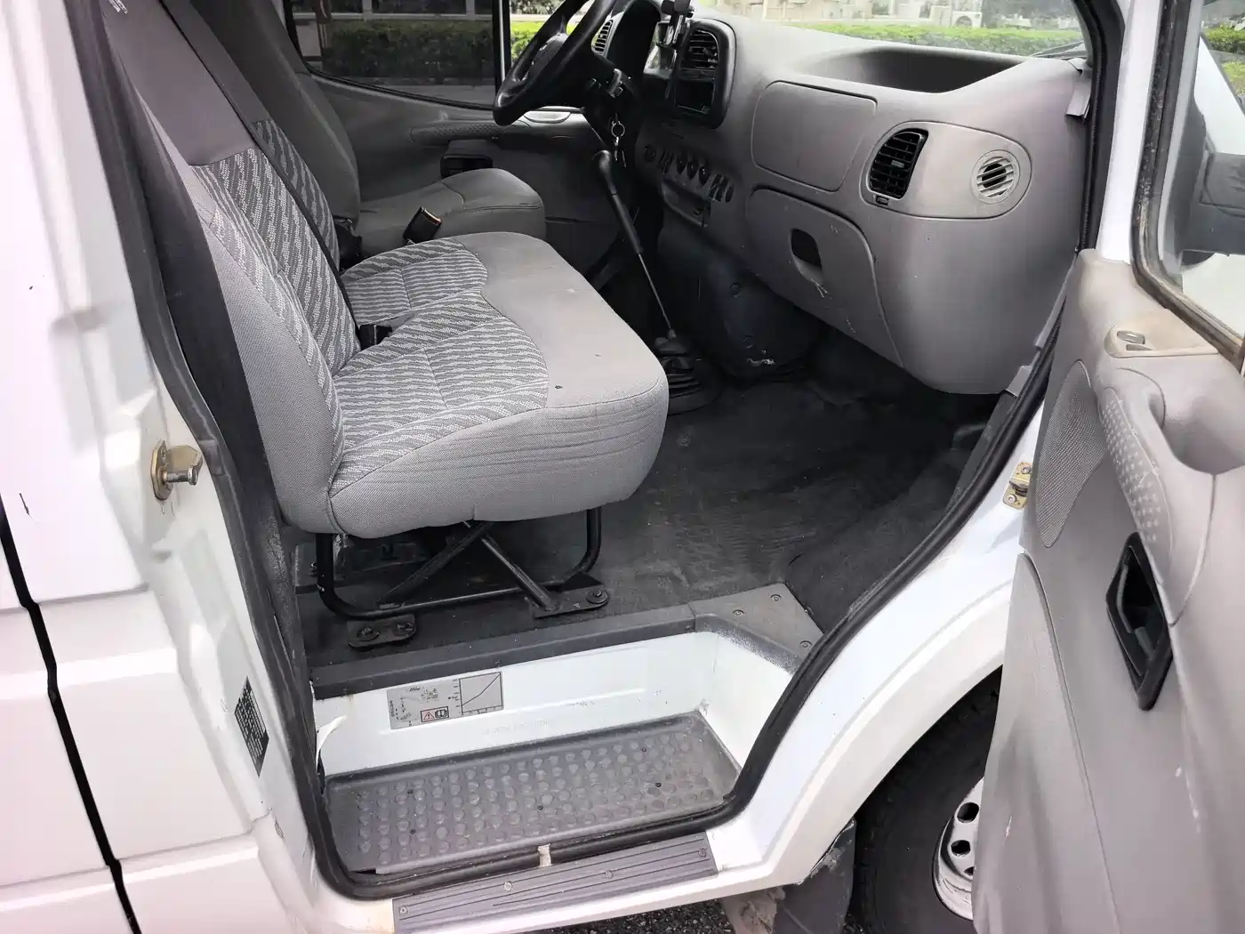 Ford Classic Transit 2016 2016 Model 2.8T Diesel Short Wheelbase 6-Seat Medium Roof Multi-Purpose Vehicle JX493ZLQ4