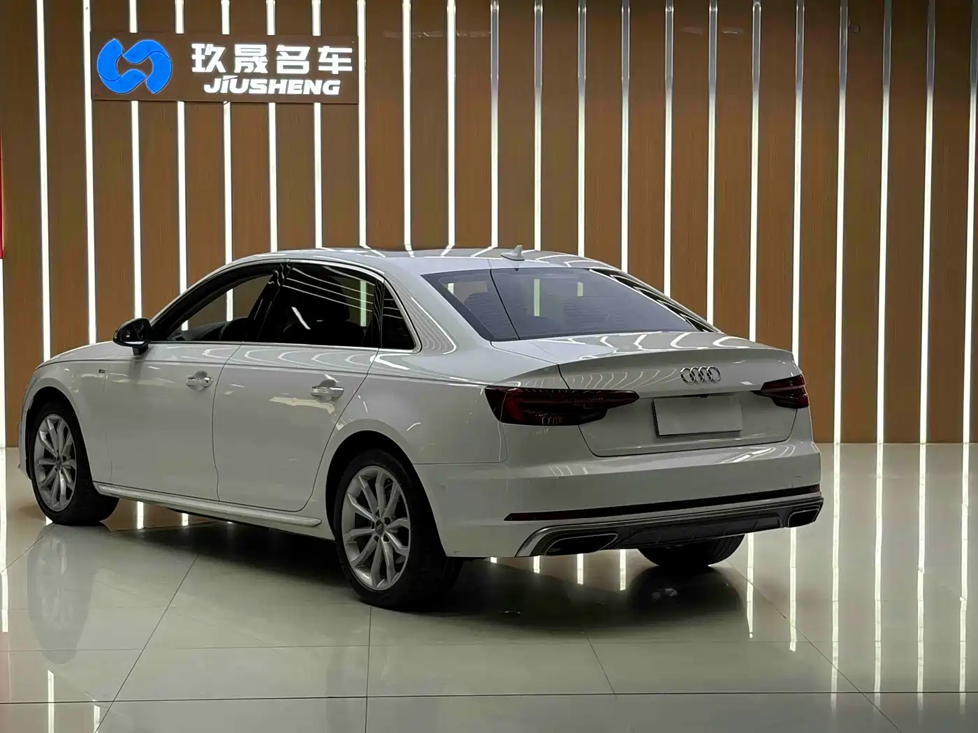 Audi A4L 2019 40 TFSI Fashion (China VI) фото 3