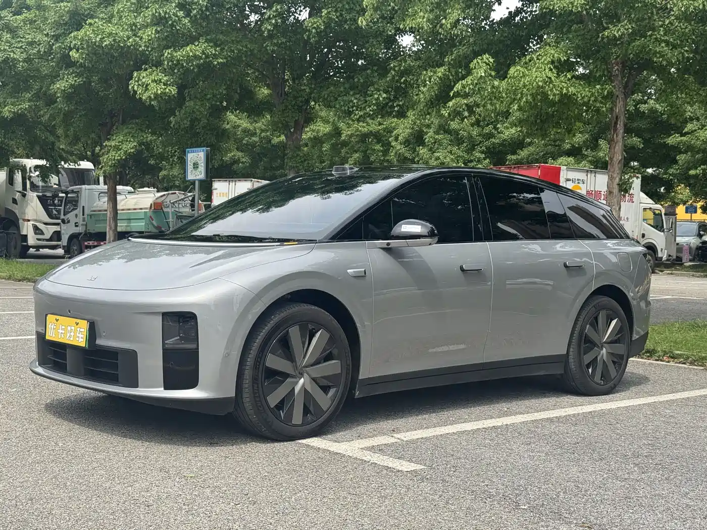 Li Auto i6 2025 4WD Base Model