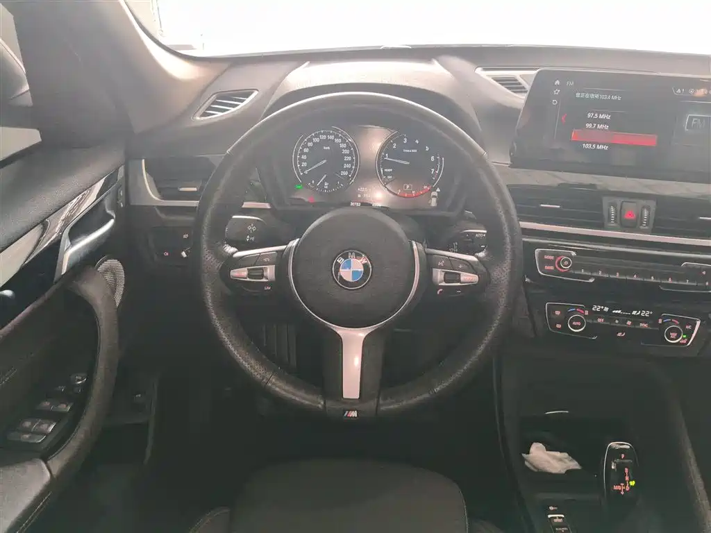 BMW X1 2022 sDrive25Li Leading фото 7