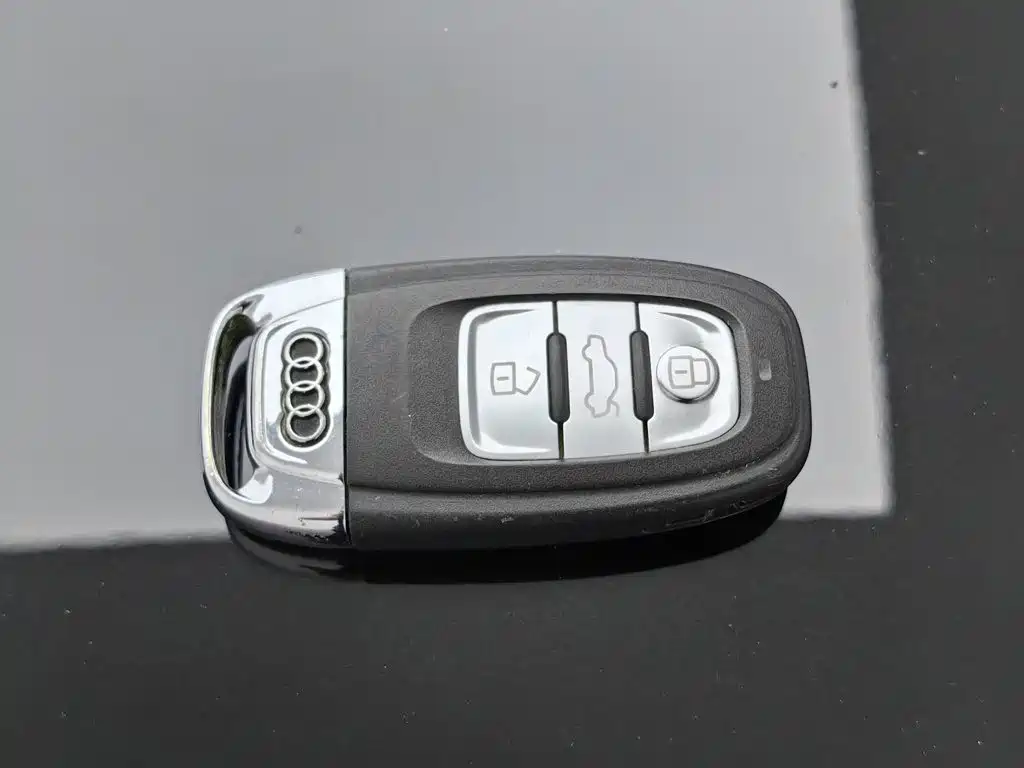 Photo 19 - Audi A6L