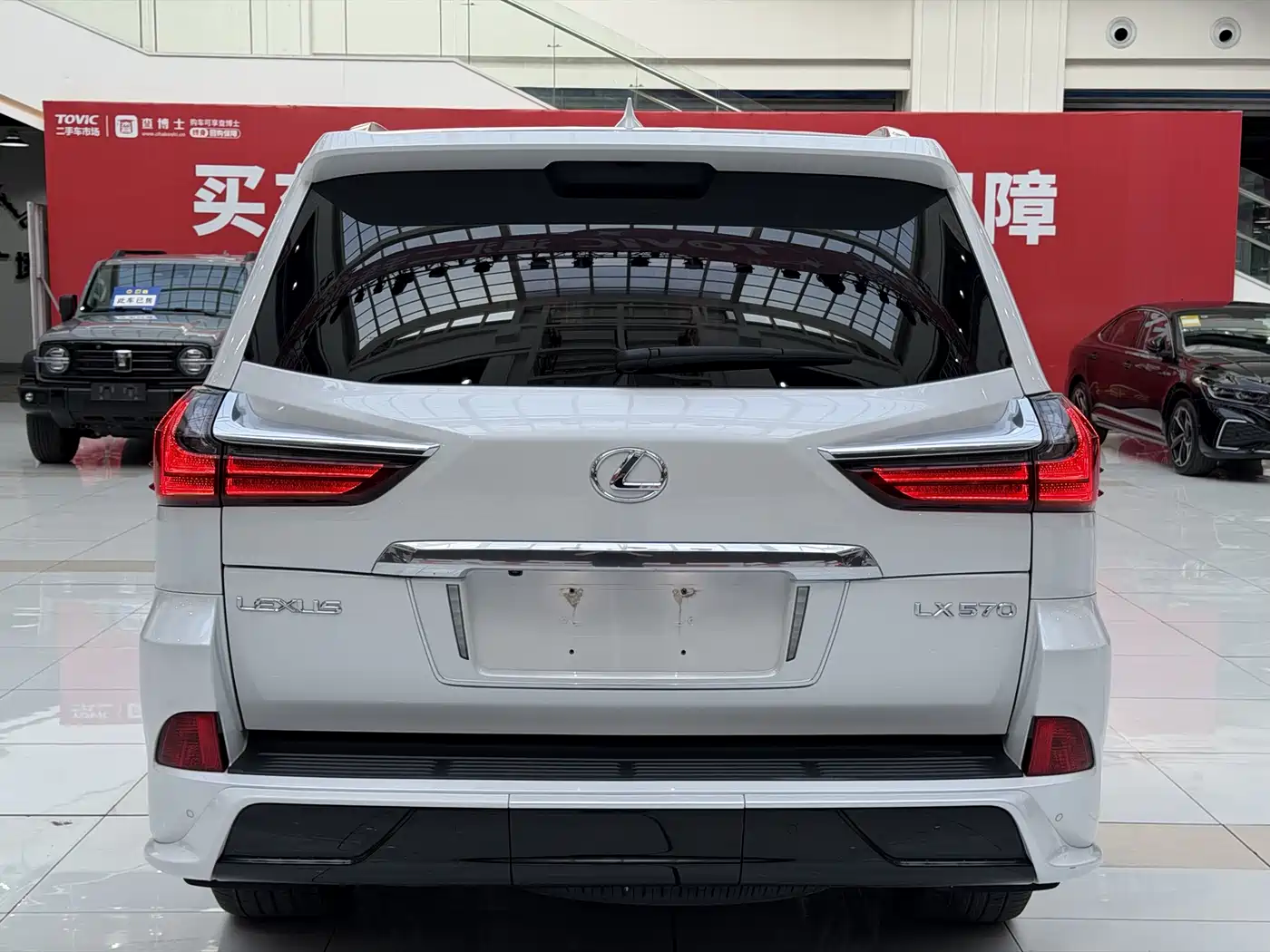 Lexus LX 2019 570 Peak Special Edition фото 19
