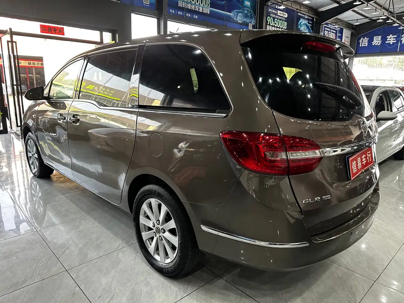 Buick GL8 2017 25S Comfort China V фото 13