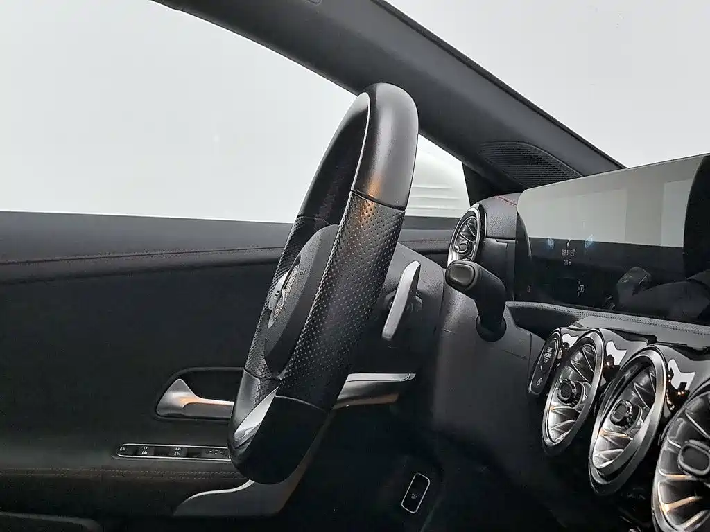 Mercedes-Benz CLA (Import) 2021 2021 CLA 200