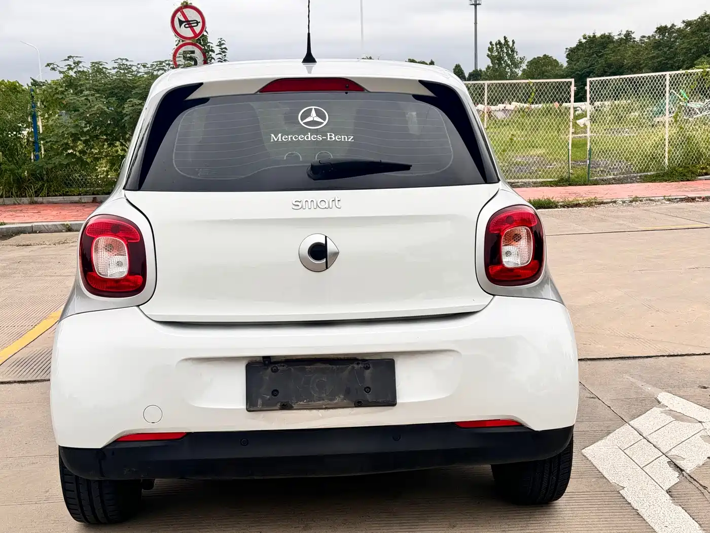 smart forfour 2016 2016 1.0L 52kW Agile Edition