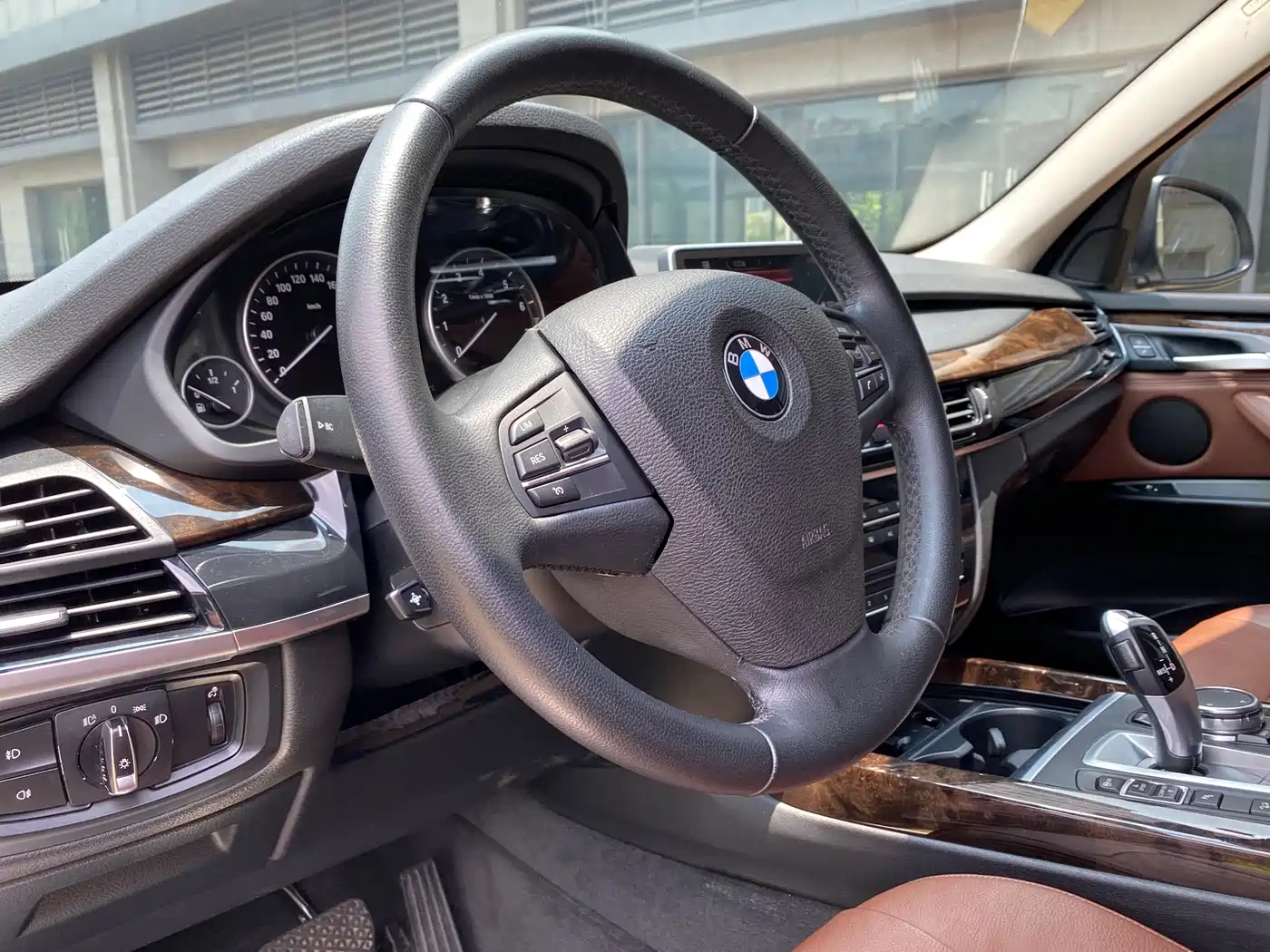 BMW X5 (Import) 2014 xDrive35i Leading фото 22