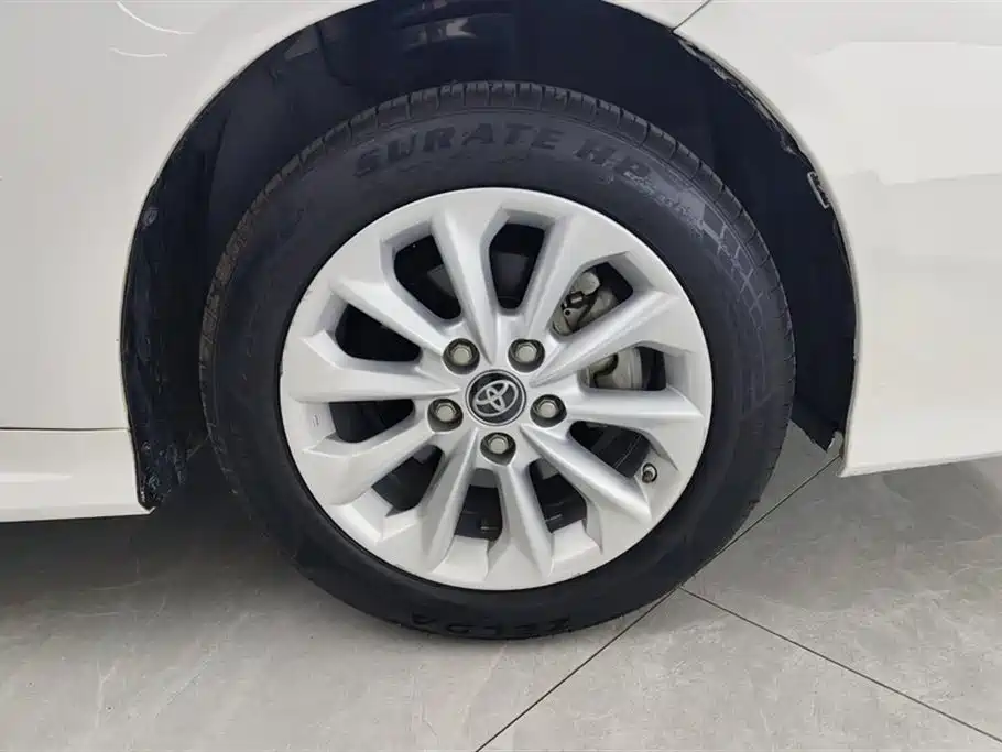 Toyota Corolla 2021 1.2T S-CVT Elite PLUS Edition фото 6