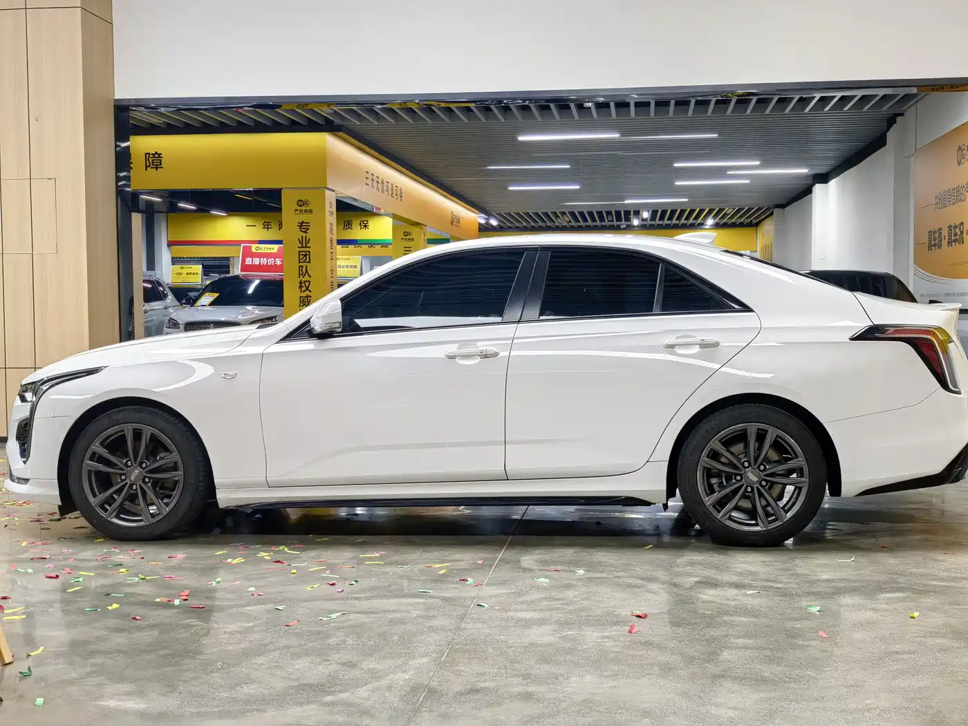 CADILLAC CT4