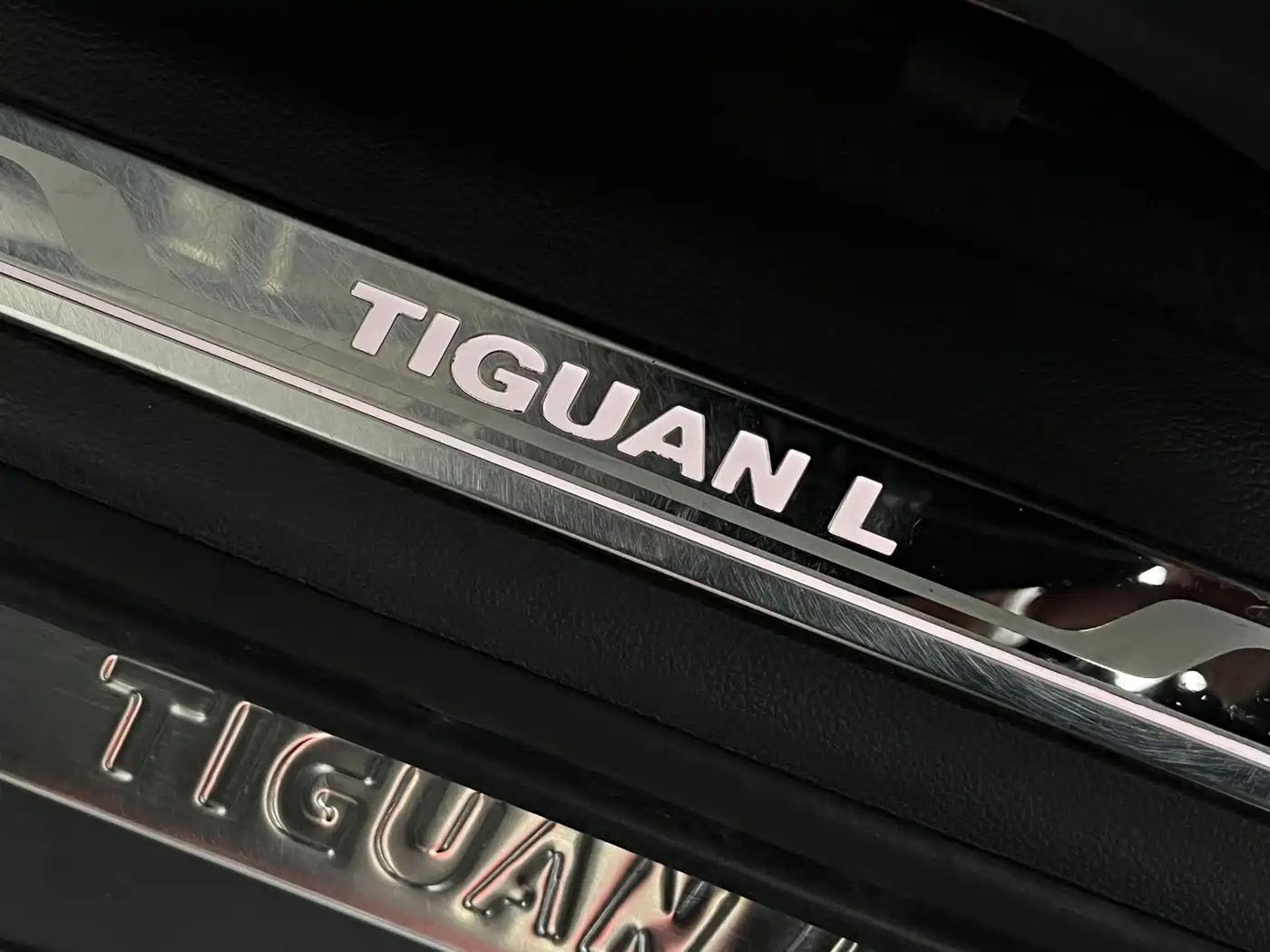 Volkswagen Tiguan L 2017 330TSI Automatic 2WD Flagship Edition фото 11