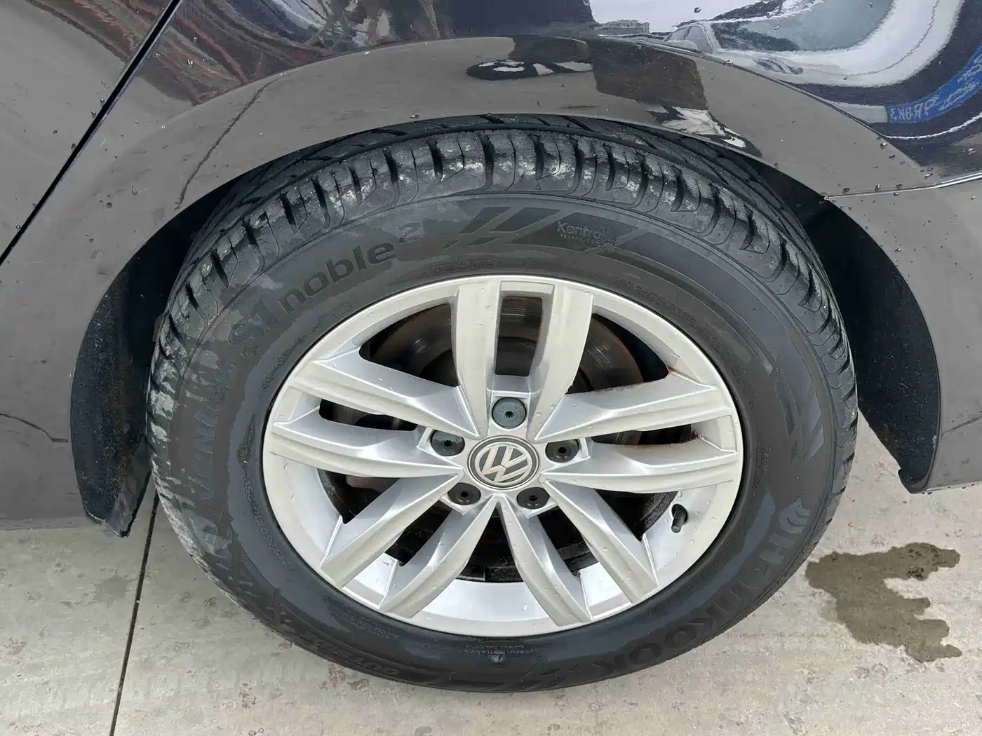 Volkswagen Passat 2016 330TSI DSG Honor Edition фото 12