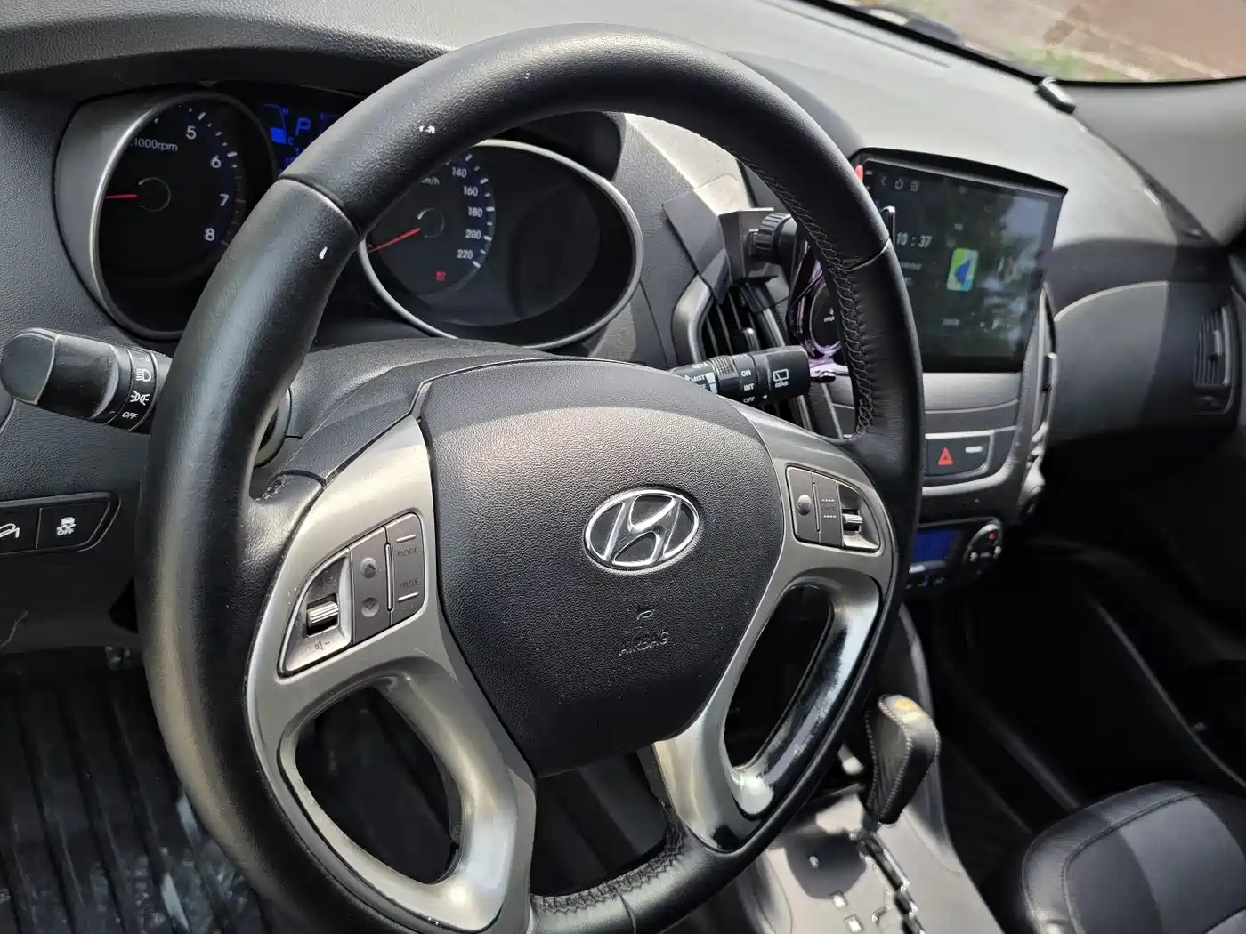 Hyundai Beijing Hyundai ix35 2015 2.0L Automatic 2WD Smart Type China IV фото 10