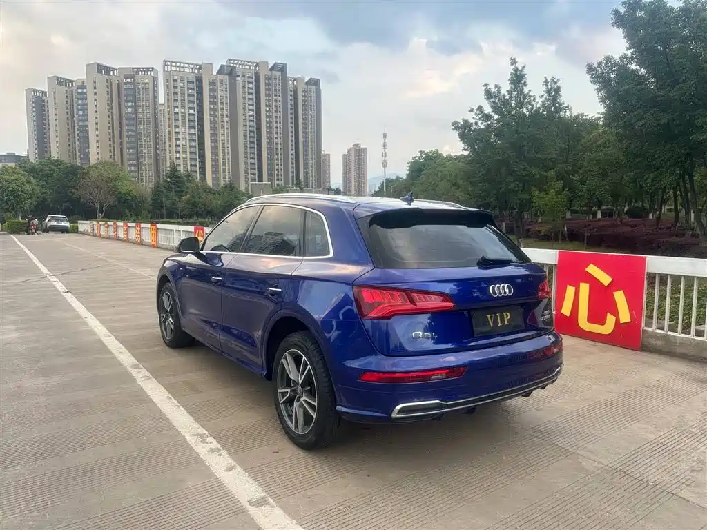 Audi Q5L 2018 40 TFSI Prestige Fashion (China V) фото 9