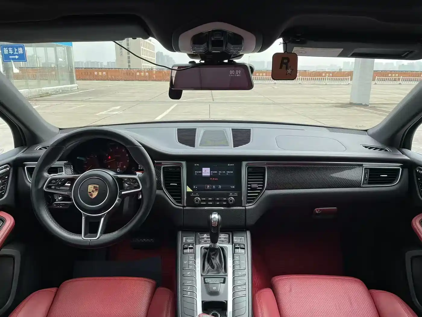 Porsche Macan 2017 Macan 2.0T фото 5