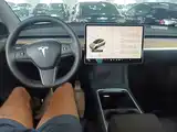 Фото 10 - Tesla Model Y