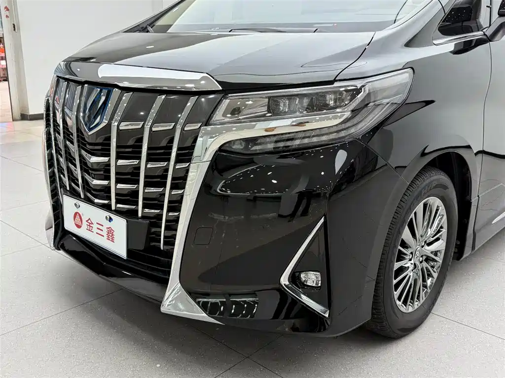 Toyota Alphard 2020 Hybrid 2.5L Luxury Edition фото 8