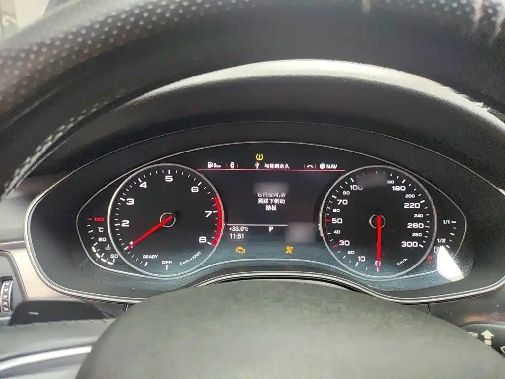 Фото 4 - Audi A6L