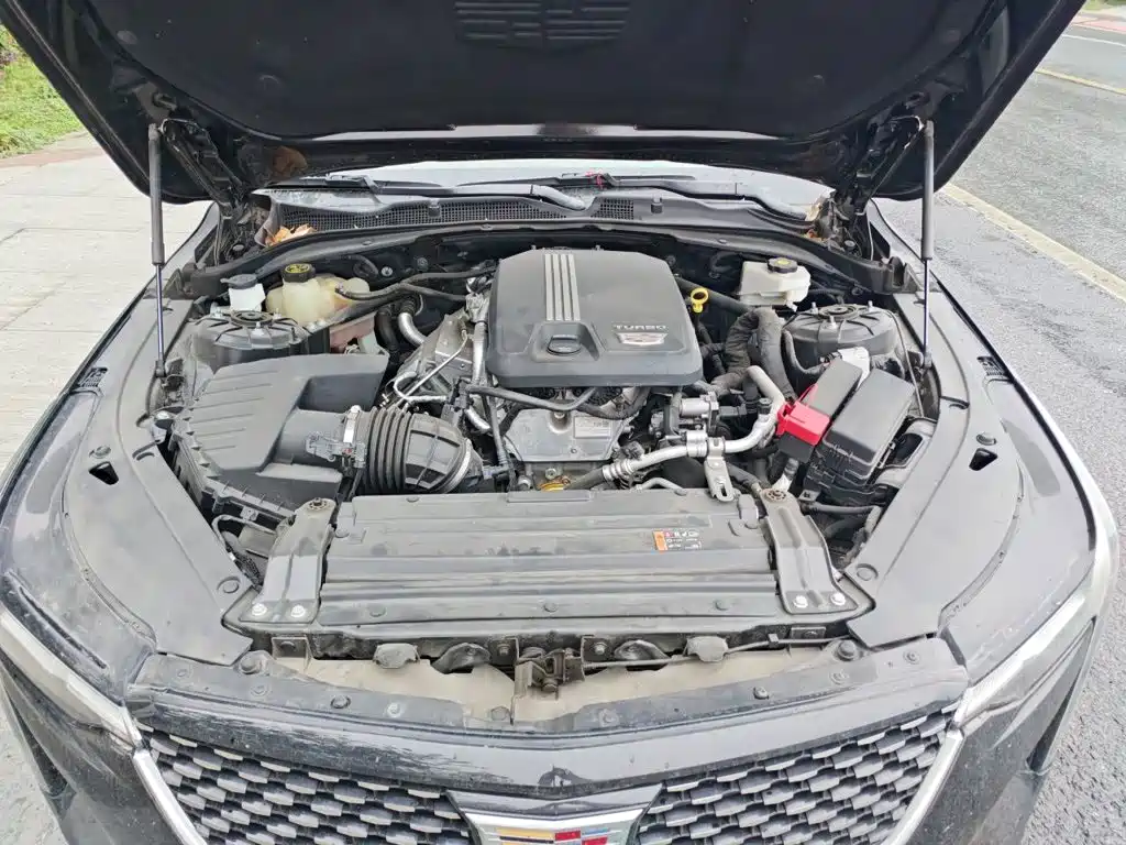 Cadillac CT4 2022 2022 28T Luxury Model