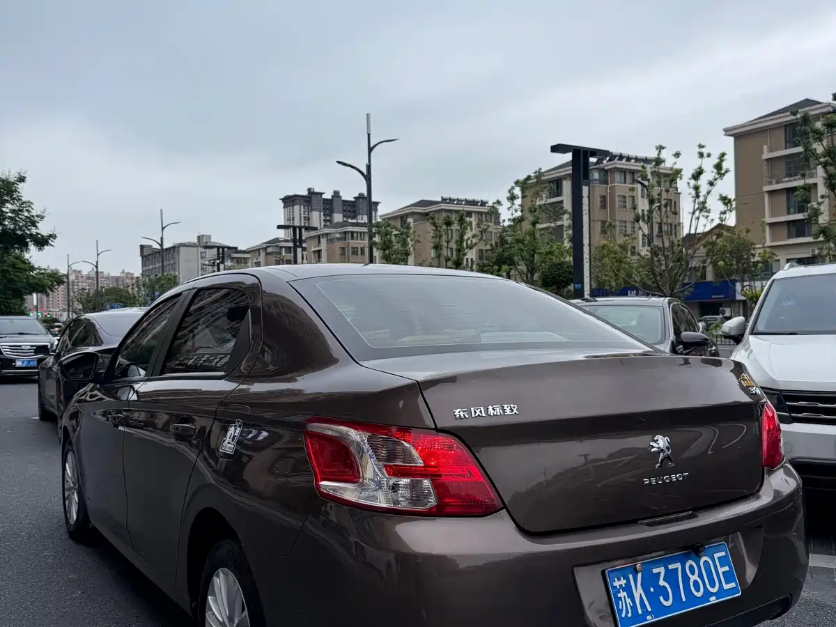 Peugeot 301 2014 2014 1.6L Manual Comfort Edition