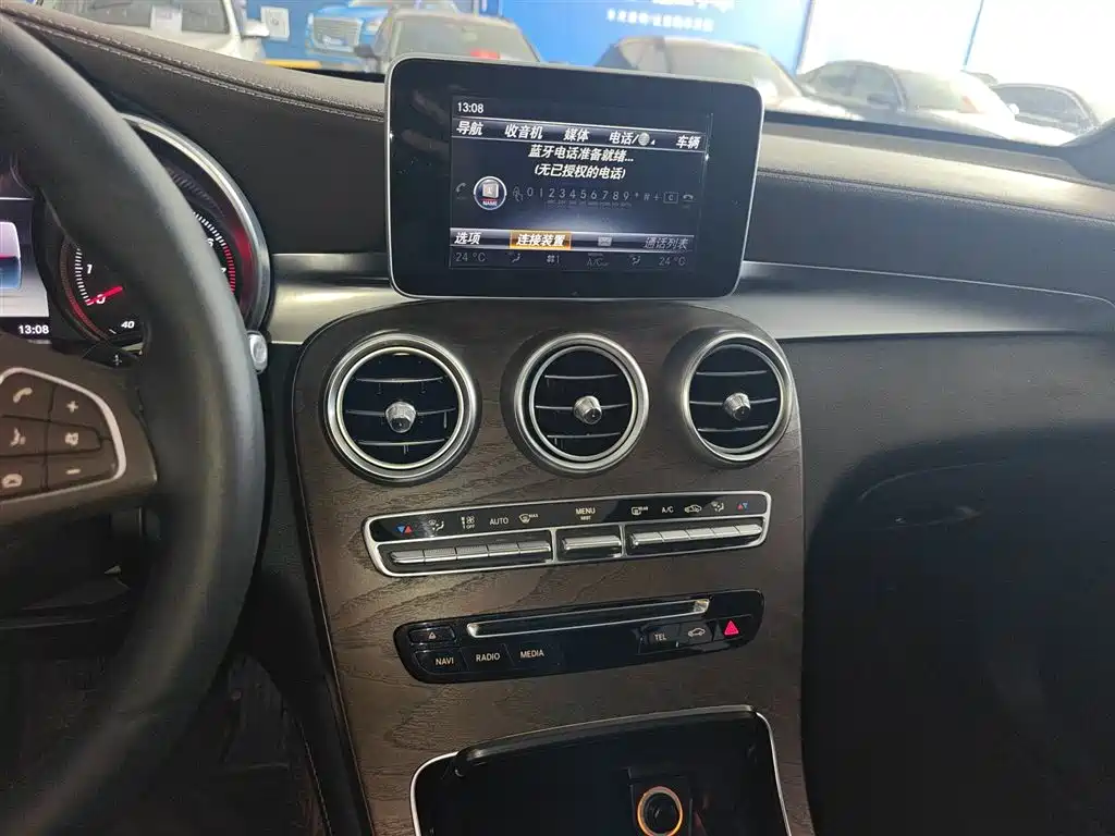 Mercedes-Benz GLC 2017 GLC 300 4MATIC Dynamic фото 9