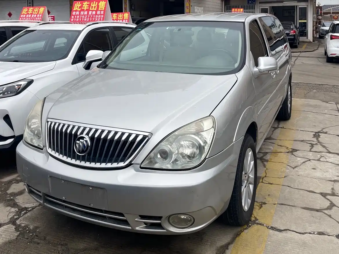 Buick GL8 2013 2.4L Classic