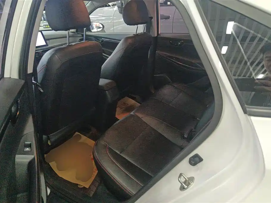 Hyundai Elantra 2018 1.6L Auto Joy GL (China V) фото 11