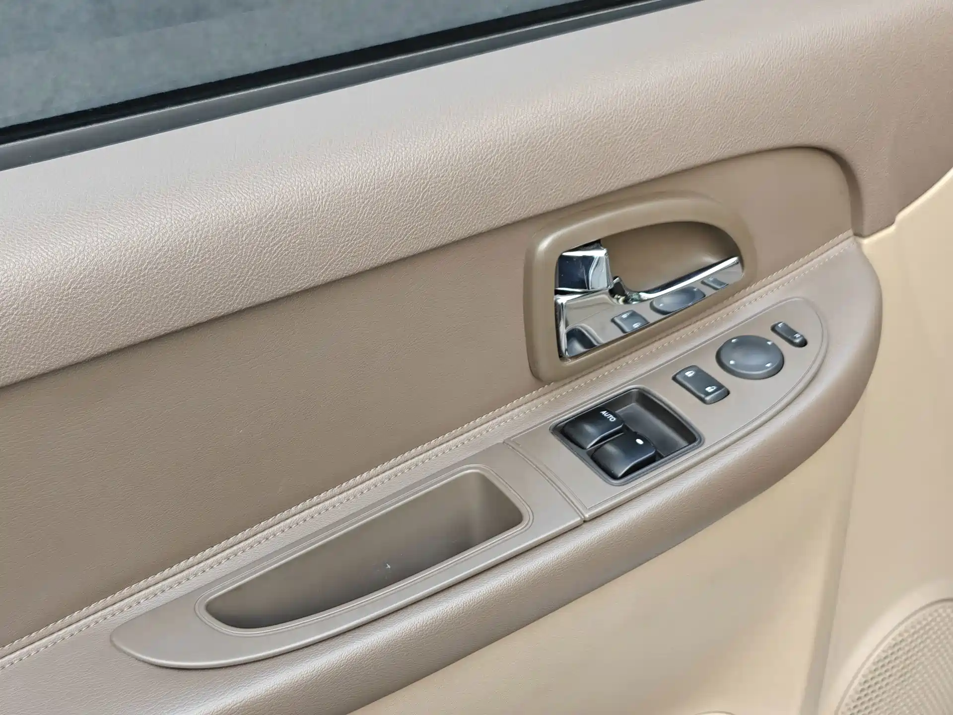 Фото 5 - Buick GL8